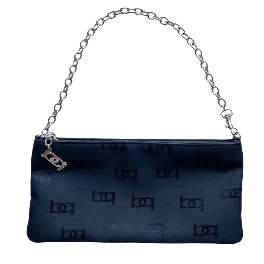 Bebe logo  mini shoulder purse in good conditions is very clean very good shape